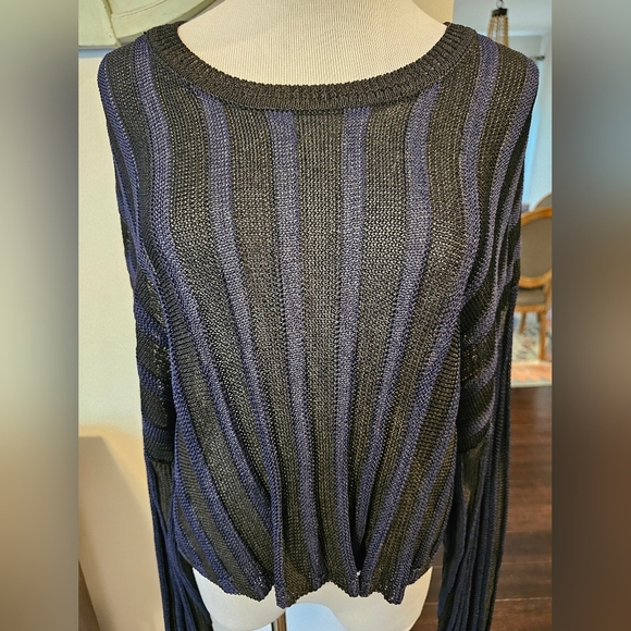Aritzia Babaton Size XS Black Blue Striped Viscose Cropped Drop Shoulder Sweater - Picture 2 of 12